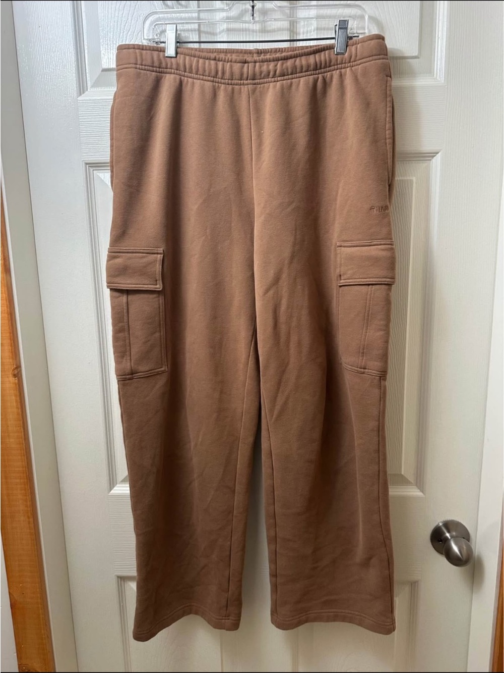 TNA Cozy Fleece Mega Fit Cargo Joggers Large